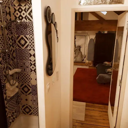 Les Bains Douches Lägenhetshotell