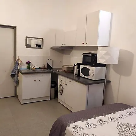 Les Bains Douches Lägenhetshotell Périgueux