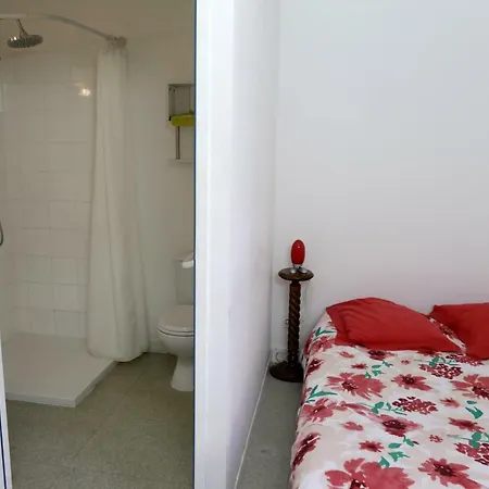 Les Bains Douches 페리괴