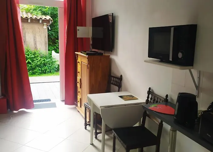 Les Bains Douches Aparthotel