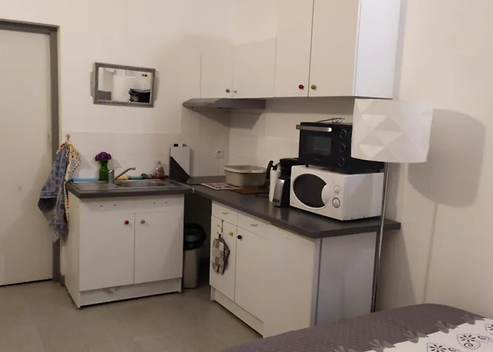 Aparthotel Les Bains Douches 3*