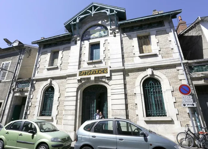 Les Bains Douches Lägenhetshotell 3*